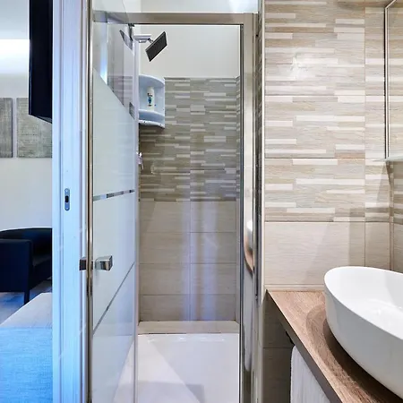 230 Luxury * Rome
