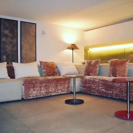 230 Luxury * Rome